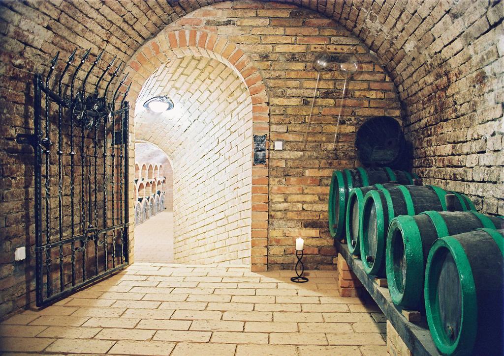 Hotel Kravi Hora Bořetice 외부 사진