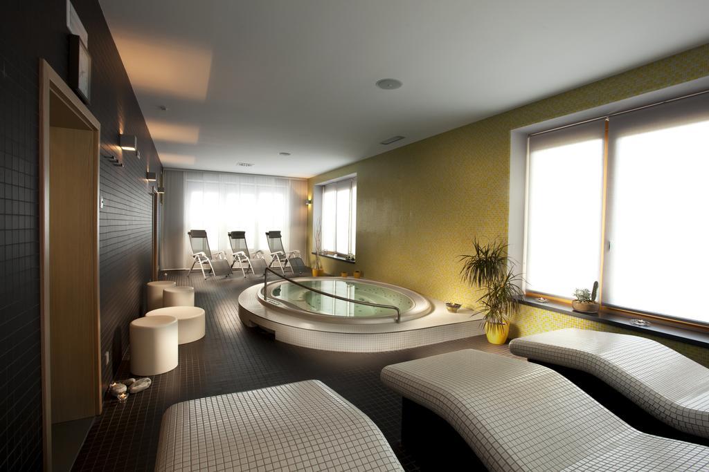 Hotel Kravi Hora Bořetice 외부 사진
